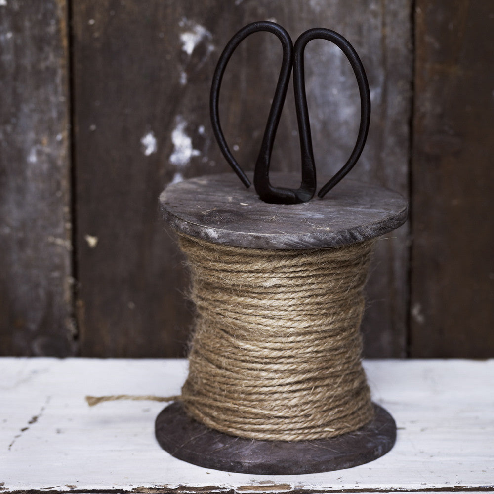 Linen string reel with scissors